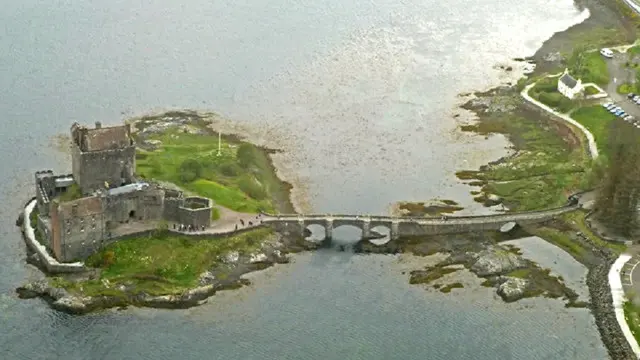Kastil Eilean Donan di Skotlandia