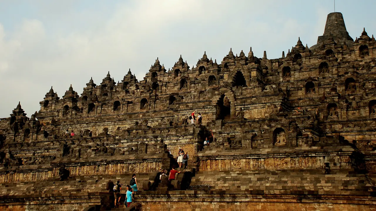 Jadi Polemik, Luhut dan Ganjar Sepakat Tunda Rencana Kenaikan Tiket Masuk Candi Borobudur