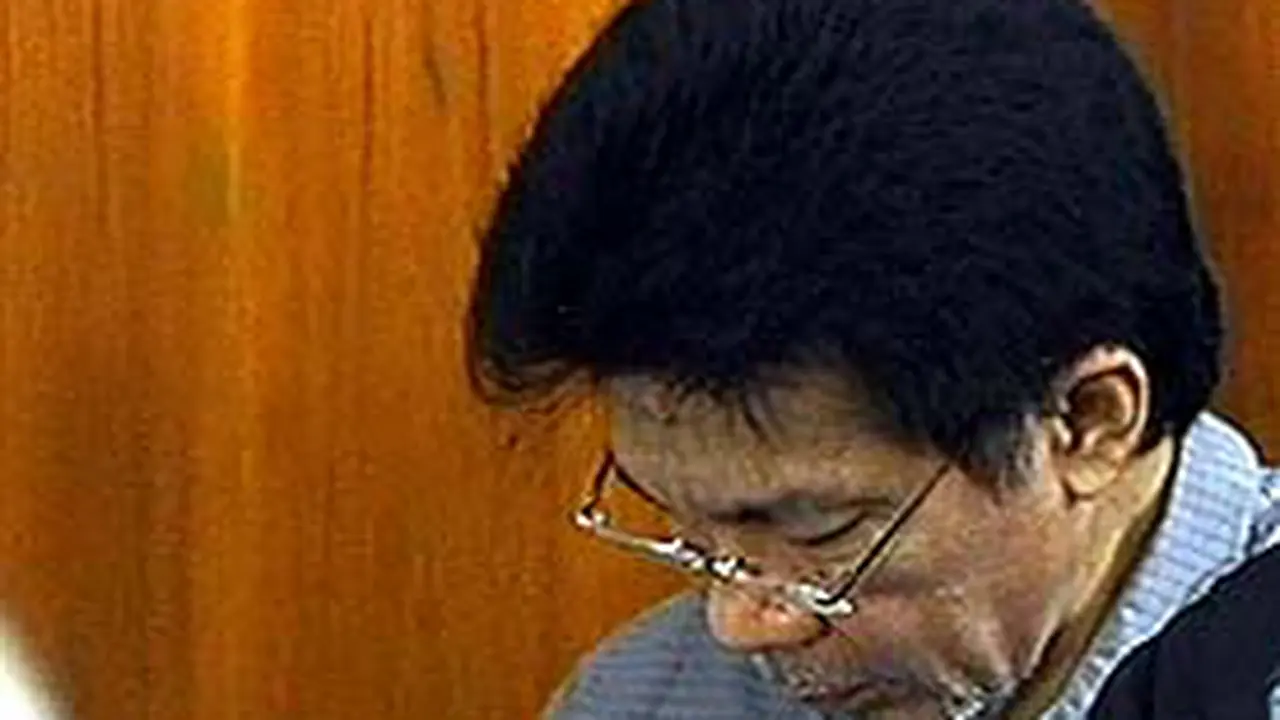 090205aAdrian.jpg