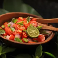 Ilustrasi sambal dabu-dabu./Copyright shutterstock.com