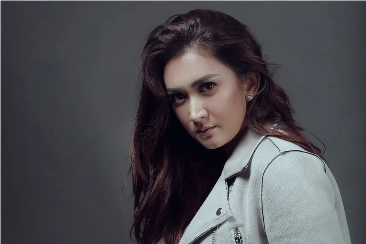 [Bintang] Nafa Urbach