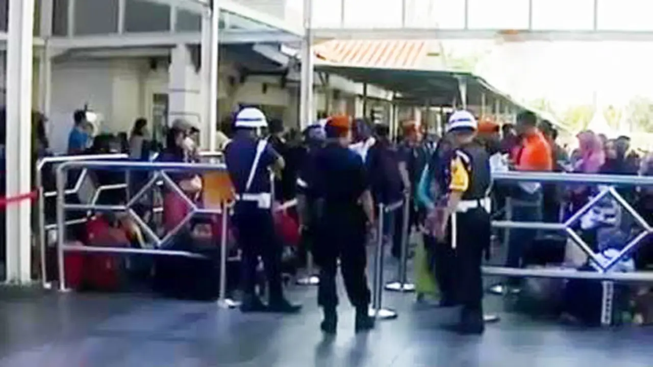 Stasiun Senen Ramai