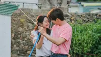 7 Rekomendasi Drama Korea yang Palet Warnanya Lembut dan Estetik, Visualnya Bikin Hati Adem