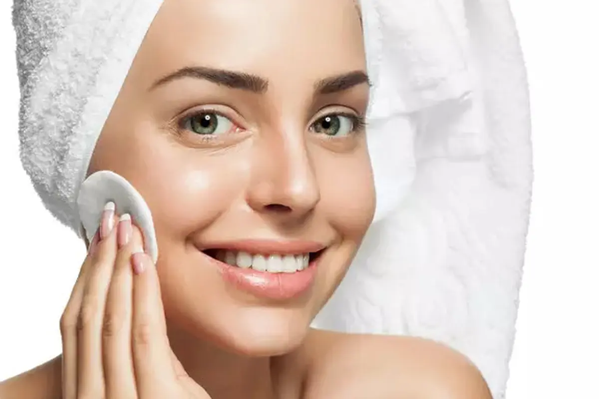 FIMELA Beauty: Pembersih Wajah untuk Kulit Kering / Image: Shutterstock