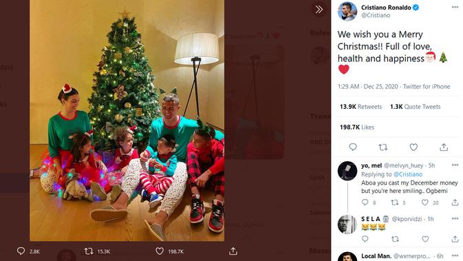 Cristiano Ronaldo merayakan Natal bersama keluarganya (Twitter @cristiano)