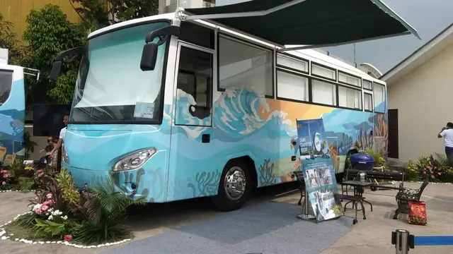 Perum Damri mengubah bus bekasnya menjadi kamar tidur layaknya hotel berbintang. Liputan6.com/Septian Deny