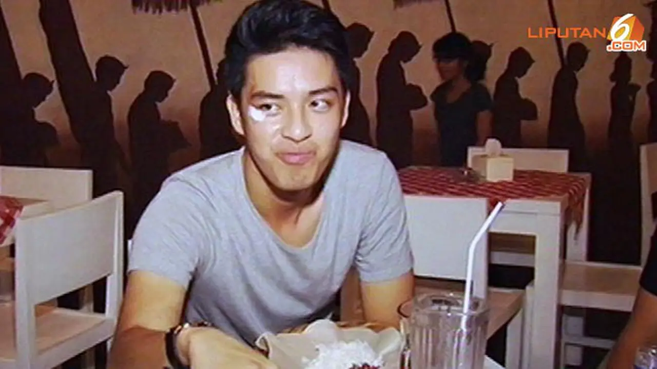 morgan-lahap-makan-130125b.jpg