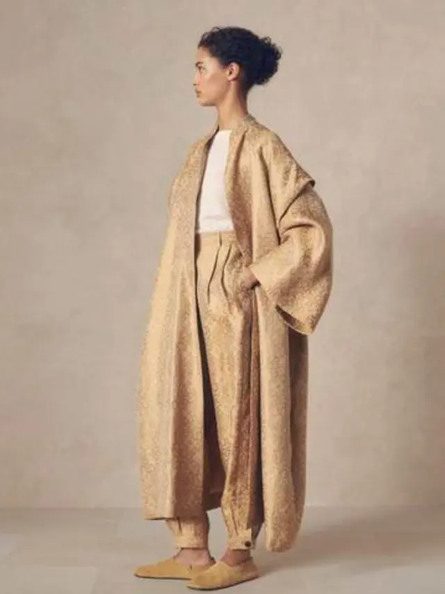 Koleksi baju Ramadhan  Loro Piana, (Source: Instagram/ @loropiana)