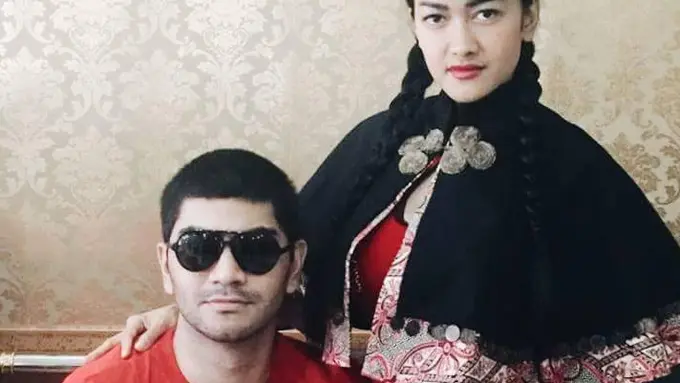 [Bintang] Julia Perez