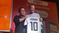 Aplikasi Komura (Komunitas Olahraga) hadir menyapa seluruh penggemar olahraga di Indonesia dan sudah bisa diunduh mulai 3 Mei 2018. (Bola.com/Zulfirdaus Harahap)