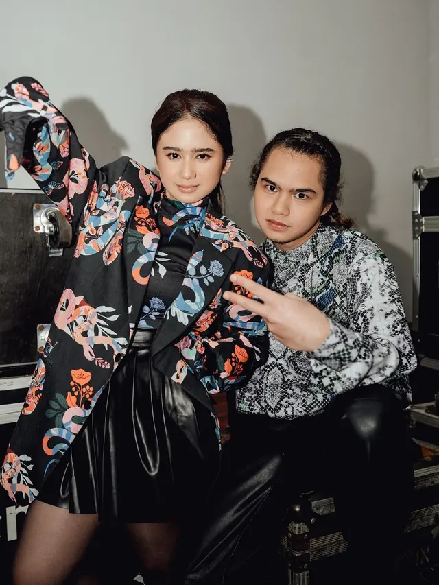 Tissa Biani dan Dul Jaelani. (Foto: Instagram @tissabiani)