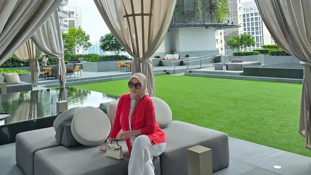 Syahrini Pasca Melahirkan 3 Bulan Bentuk Tubuh Kembali Normal. [@princessyahrini]