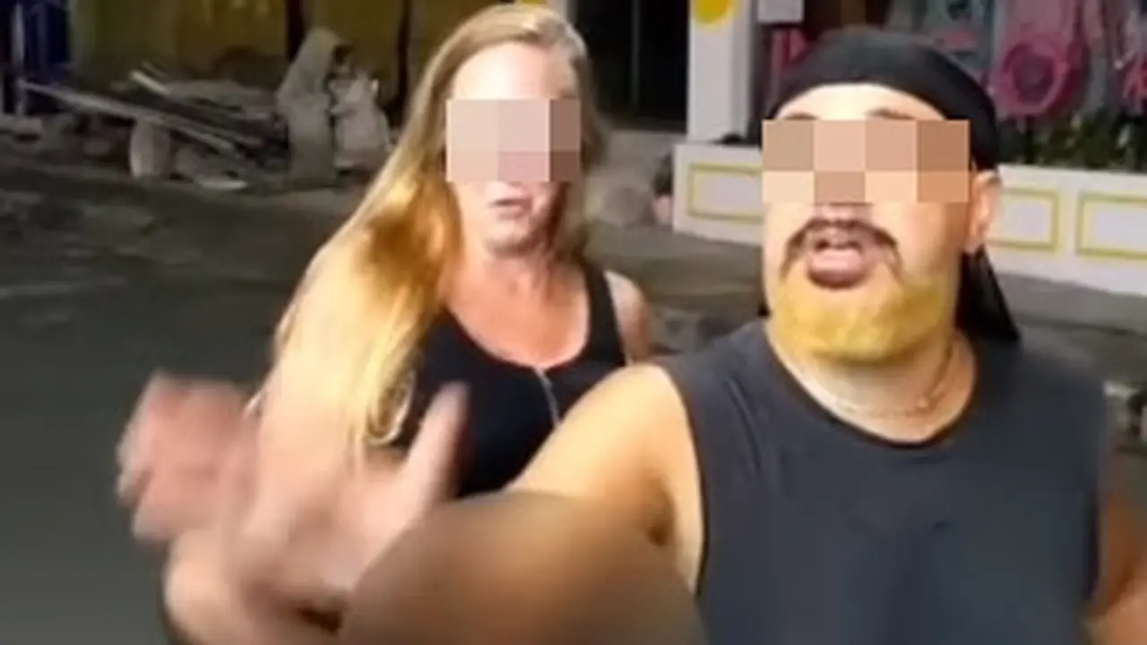 Turis Denmark Pamer Alat Kelamin di Atas Motor Ditangkap Imigrasi Bali