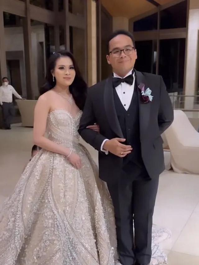 10 Potret Resepsi Keempat Pernikahan Fritz Hutapea Putra Hotman Paris, Mewah Banget