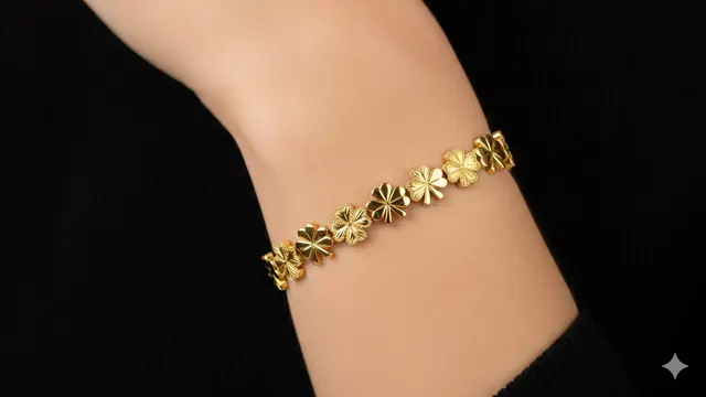 Gelang Motif Clover 5 Daun: Simbol Keberuntungan dan Keanggunan