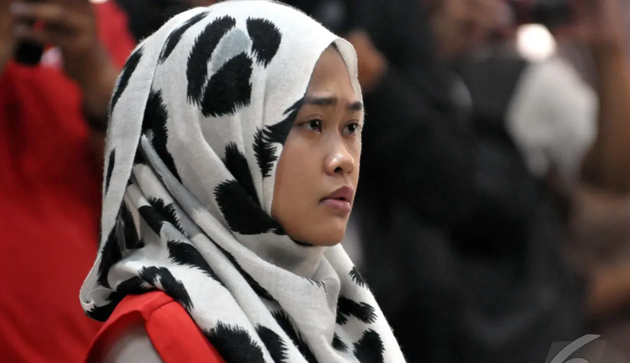 Assyifa Ramadhani sidang lanjutan yang beragendakan pembacaan pledoi/nota pembelaan di Pengadilan Negeri Jakarta Pusat, Selasa (11/11/2014) (Liputan6.com/Panji Diksana)