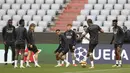 Real Madrid akan menghadapi Bayern Munchen di Allianz Arena pada leg pertama semifinal Liga Champions 2023/2024, Rabu (1/5) dini hari WIB. (Michaela STACHE / AFP)