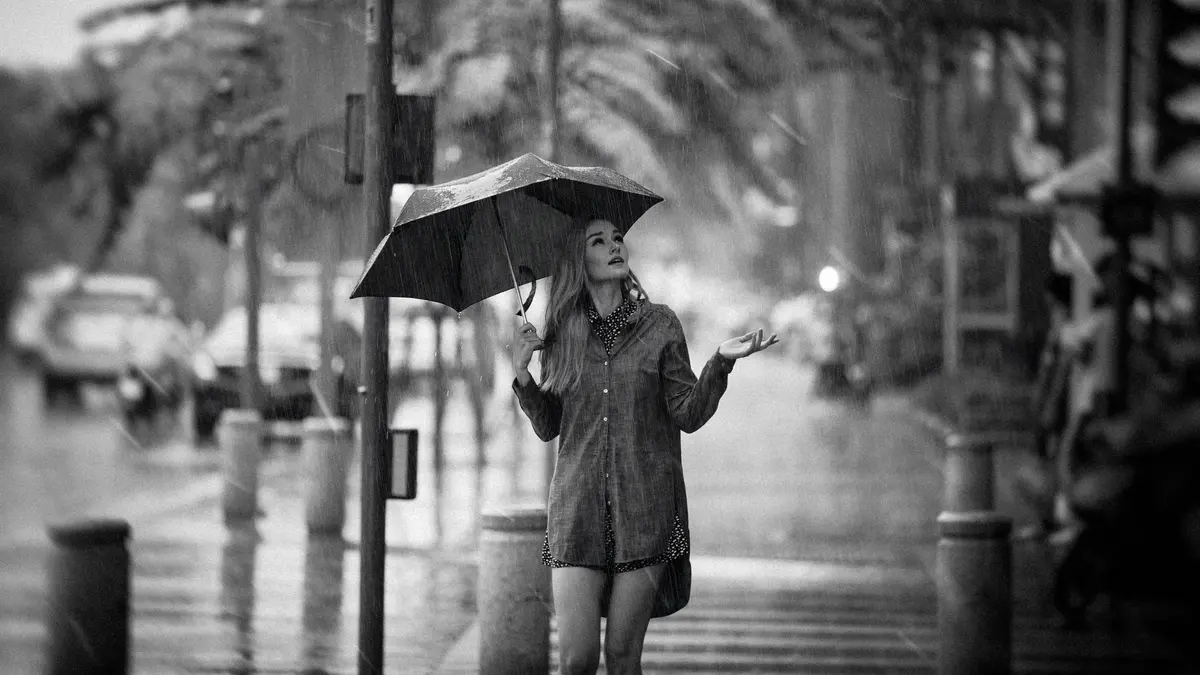 Arti Mimpi Kehujanan yang Penuh Makna Mengejutkan - Lifestyle