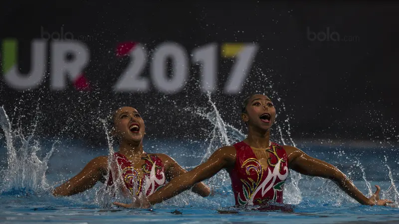 Anisa Feritrianti dan Claudia Megawati