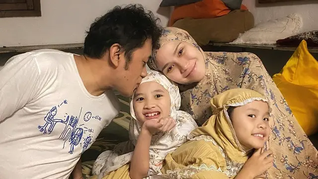 [Fimela] Zaskia Adya Mecca dan Anak-anak