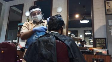 Barcode Barbershop Masuk Rekomendasi Tempat Pangkas Rambut