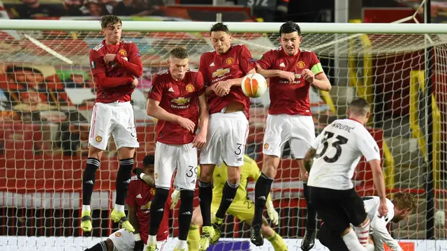 FOTO: Lengah di Akhir Laga, AC Milan Buyarkan Kemenangan Manchester United