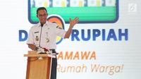 Gubernur DKI Jakarta Anies Baswedan memberikan sambutan pada saat meluncurkan program rumah DP 0 Rupiah di Klapa Village, Pondok kelapa, Jakarta Timur, Jumat (12/10). (Liputan6.com/Herman Zakharia)