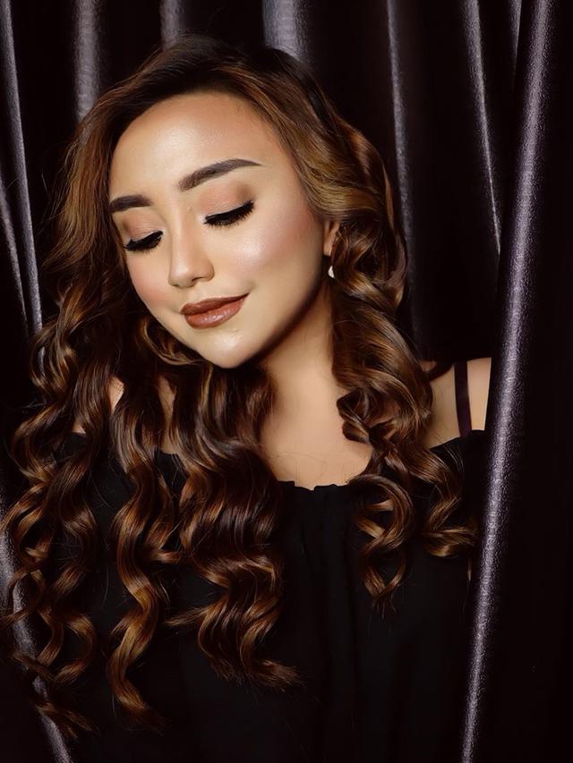 Gaya Glamor Salmafina Sunan