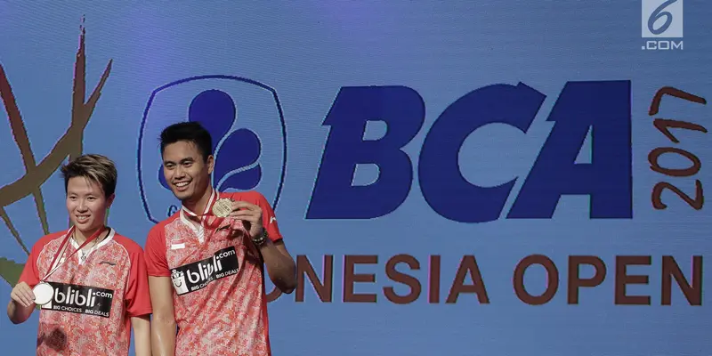 Ekspresi Kemenangan Ganda Campuran Indonesia Tontowi Ahmad / Liliyana