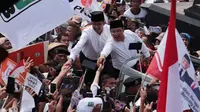 Bakal pasangan calon presiden (capres) Koalisi Perubahan, Anies Baswedan, dan cawapres Muhaimin Iskandar (Cak Imin) mendaftar di KPU pada Kamis (19/10/2023). (dok Tim Anies)