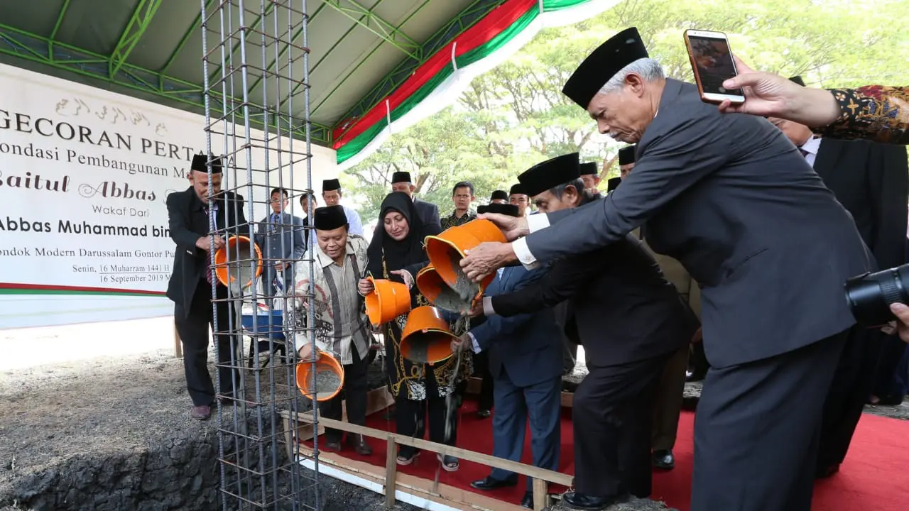 Hidayat Nur Wahid: Keberadaan Masjid Meningkatkan Kualitas Pondok Pesantren