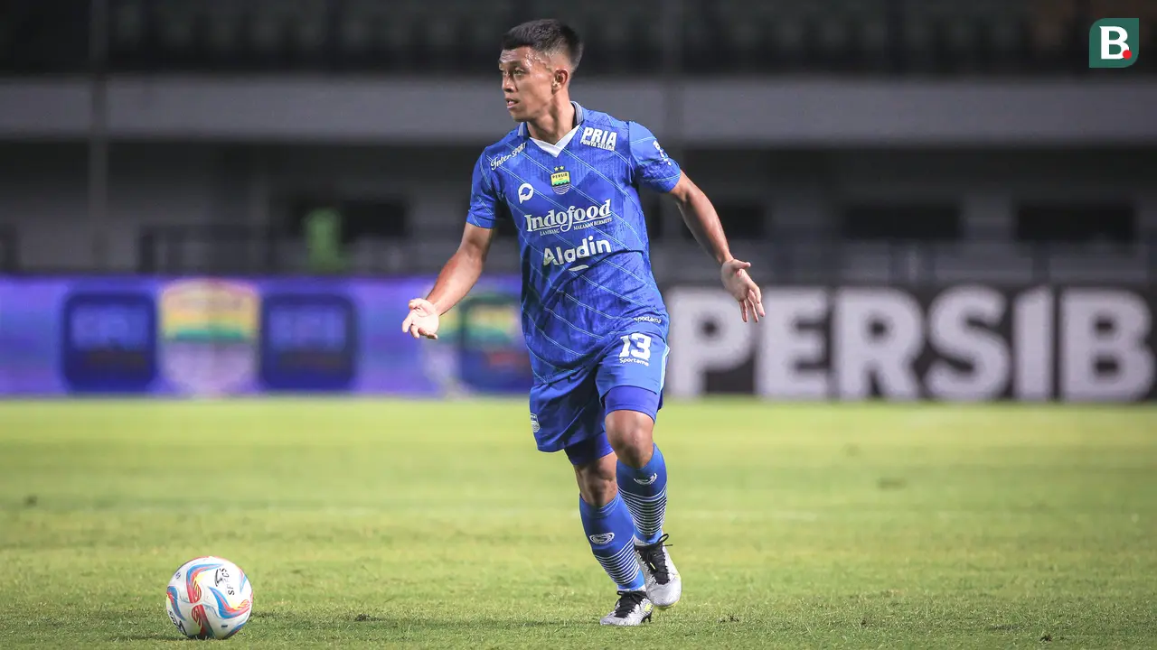 Persib Bandung vs Dewa United - BRI Liga 1 2023/2024