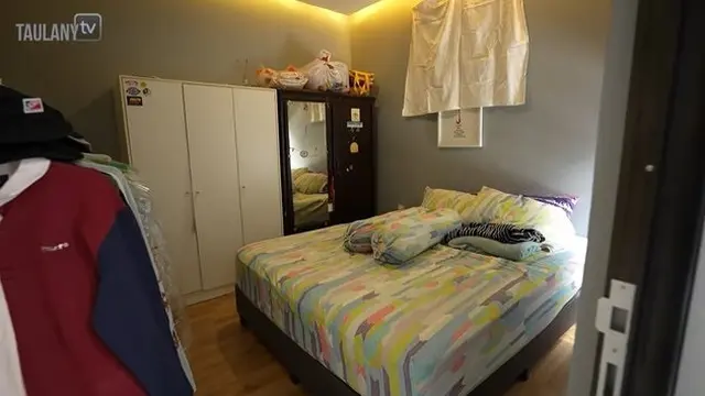 Pernah Ngontrak hingga Berhenti dari Lapor Pak, Begini Rumah Gilang Gombloh Sekarang