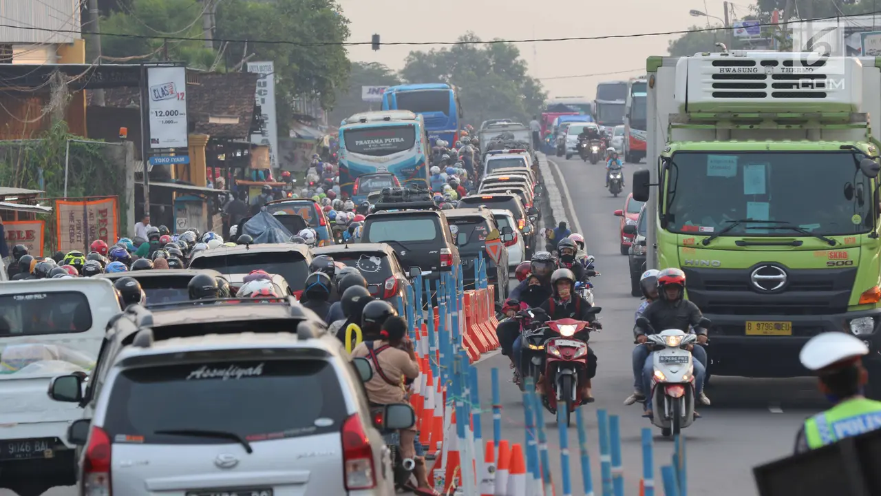 H+6 Lebaran, Arus Balik Cikampek Arah Jakarta Padat Merayap