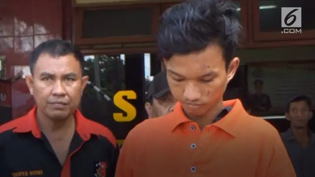 Satu dari tiga pelaku begal terhadap seorang ibu yang bermotor hendak belanja ke pasar Sako Palembang berhasil tertangkap.