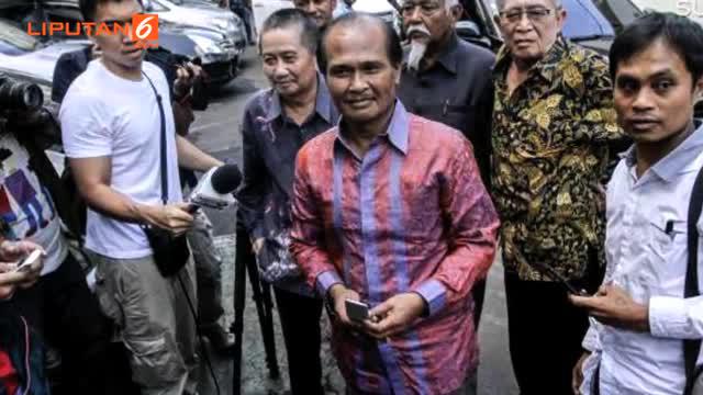  Pentolan Kalijodo, Abdul Azis alias Daeng Azis ditangkap polisi. Azis ditangkap Petugas Polres Jakarta Utara terkait kasus pencurian listrik. Azis diduga mencuri listrik yang dipakai untuk keperluan operasional kafenya di kawasan Kalijodo.