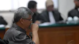 Akil Mochtar Tantang Hakim Jatuhkan Vonis Mati 