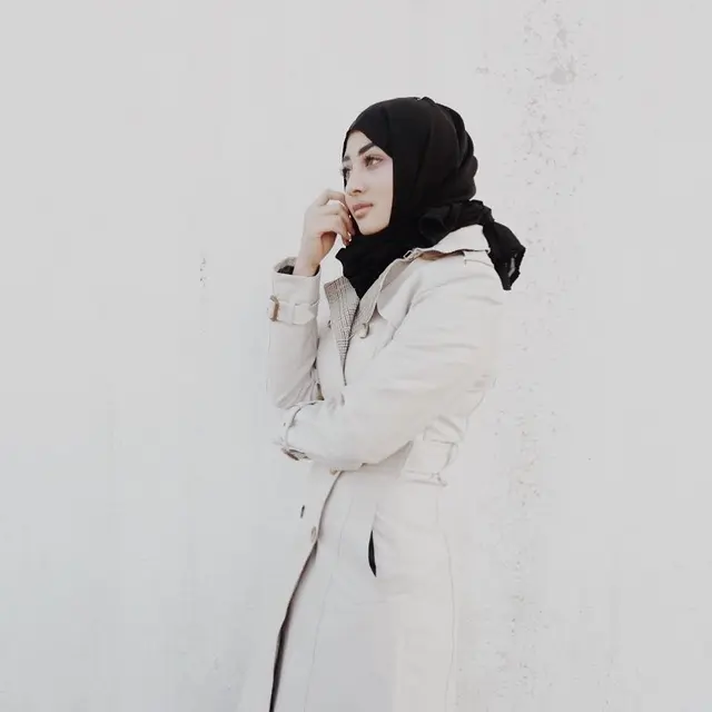 6 Potret Margin Winaya Tunangan Ali Syakieb saat Berhijab, Makin Cantik