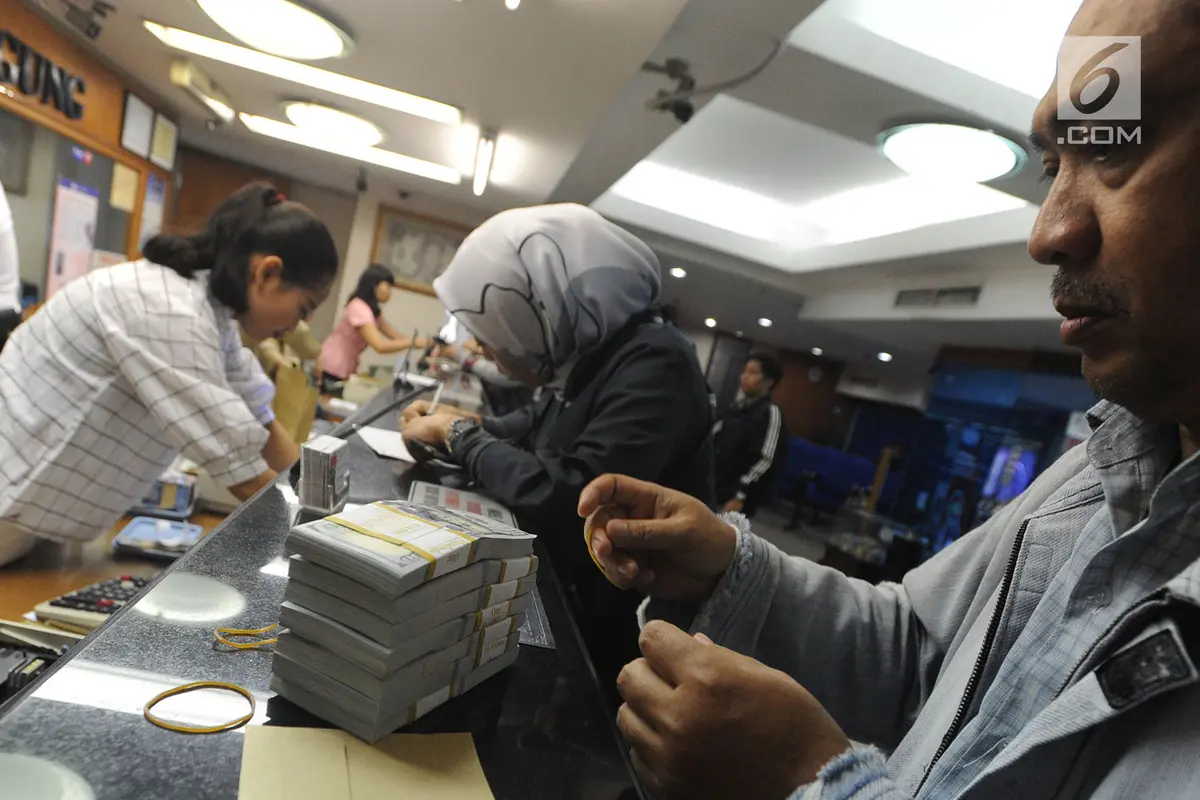 Rupiah Tembus 14.600 per Dolar AS