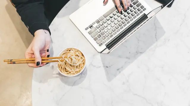 Ilustrasi Multitasking