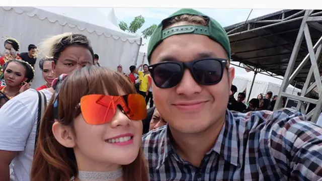 [Bintang] Gilang Dirga dan Adiezty Fersa