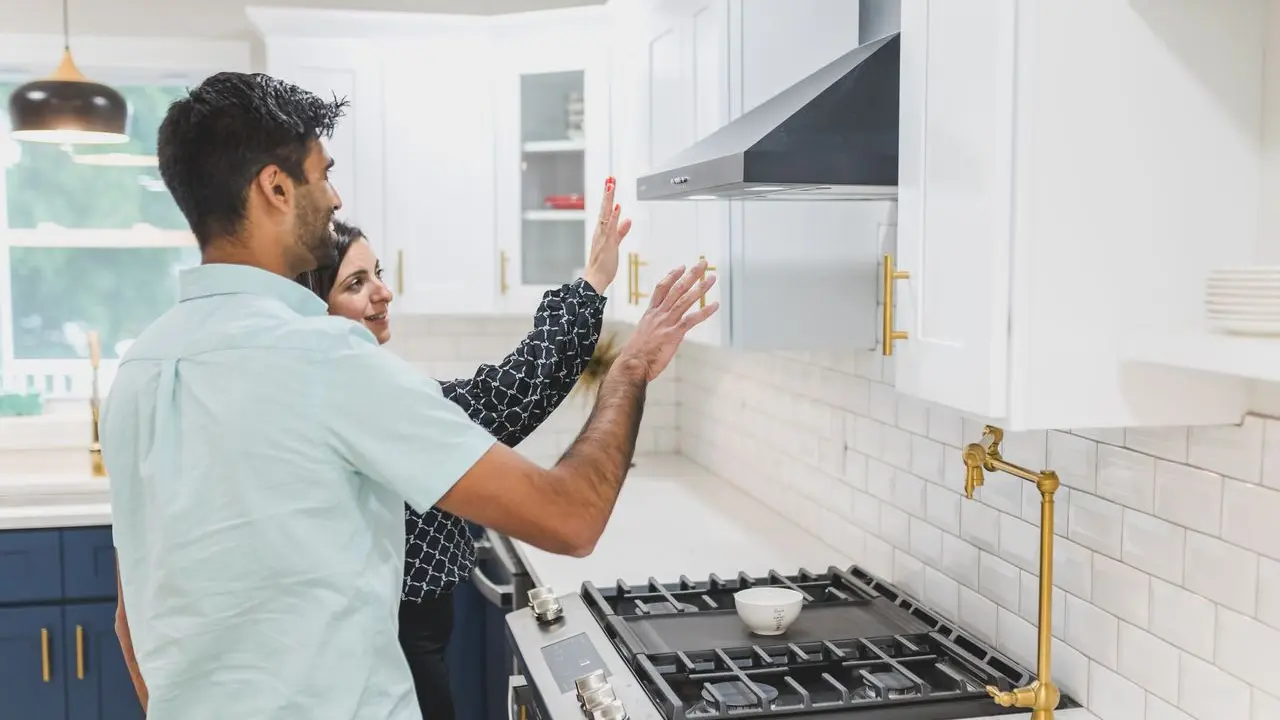 Cara Memilih Backsplash Agar Kitchen Set Tidak Terlihat Norak