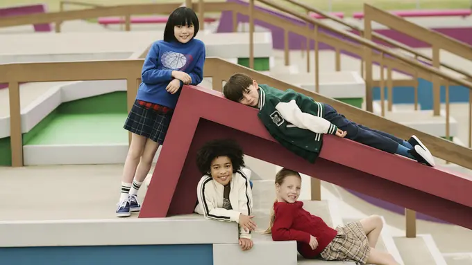 Ilustrasi pakaian untuk liburan luar ruangan/UNIQLO