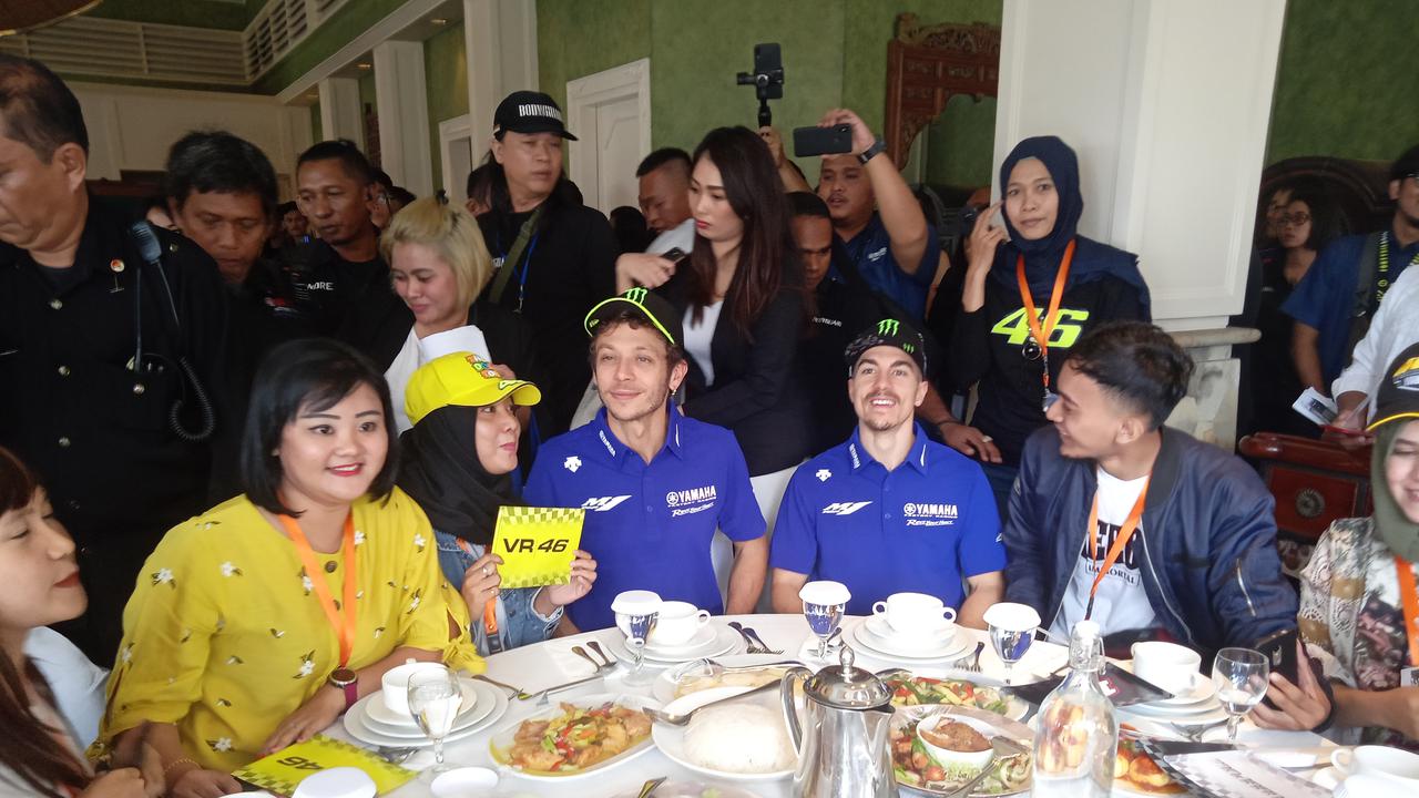 Valentino Rossi dan Maverick Vinales