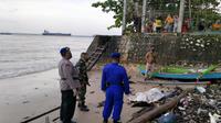 Penemuan mayat tidak dikenal di pantai Pelabuhan Semayang Balikpapan Kaltim.