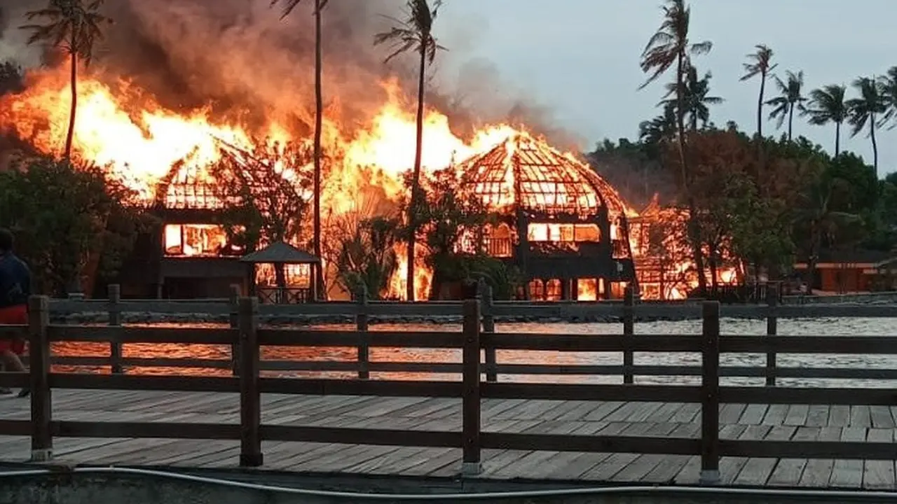 Sejumlah Cottage di Putri Duyung, Ancol, Jakarta Utara mengalami kebakaran