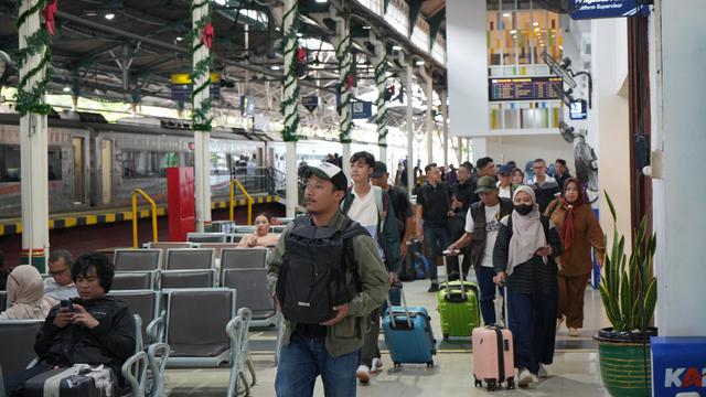 KAI memastikan diskon tiket Natal Tahun Baru 30 persen masih tersedia