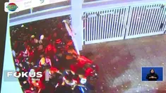 Meski kerugian yang ditimbulkan tidak terlalu besar, aksi brutal tersebut sangat disayangkan semua pihak.
