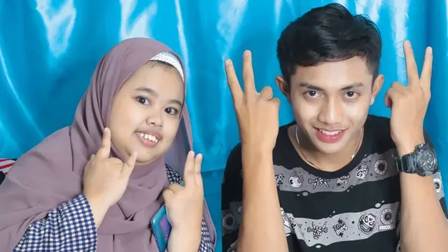 6 Potret Kebersamaan Kekeyi dan Mikko, Teman Curhatnya