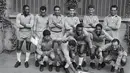 Pele juga masih memegang rekor sebagai pencetak hattrick termuda di ajang Piala Dunia. Momen itu dibuatnya saat Brasil menang 5-2 atas Prancis pada laga semifinal Piala Dunia 1958 (24/6/1958). Saat itu Pele baru berusia 17 tahun dan 245 hari. (AFP)